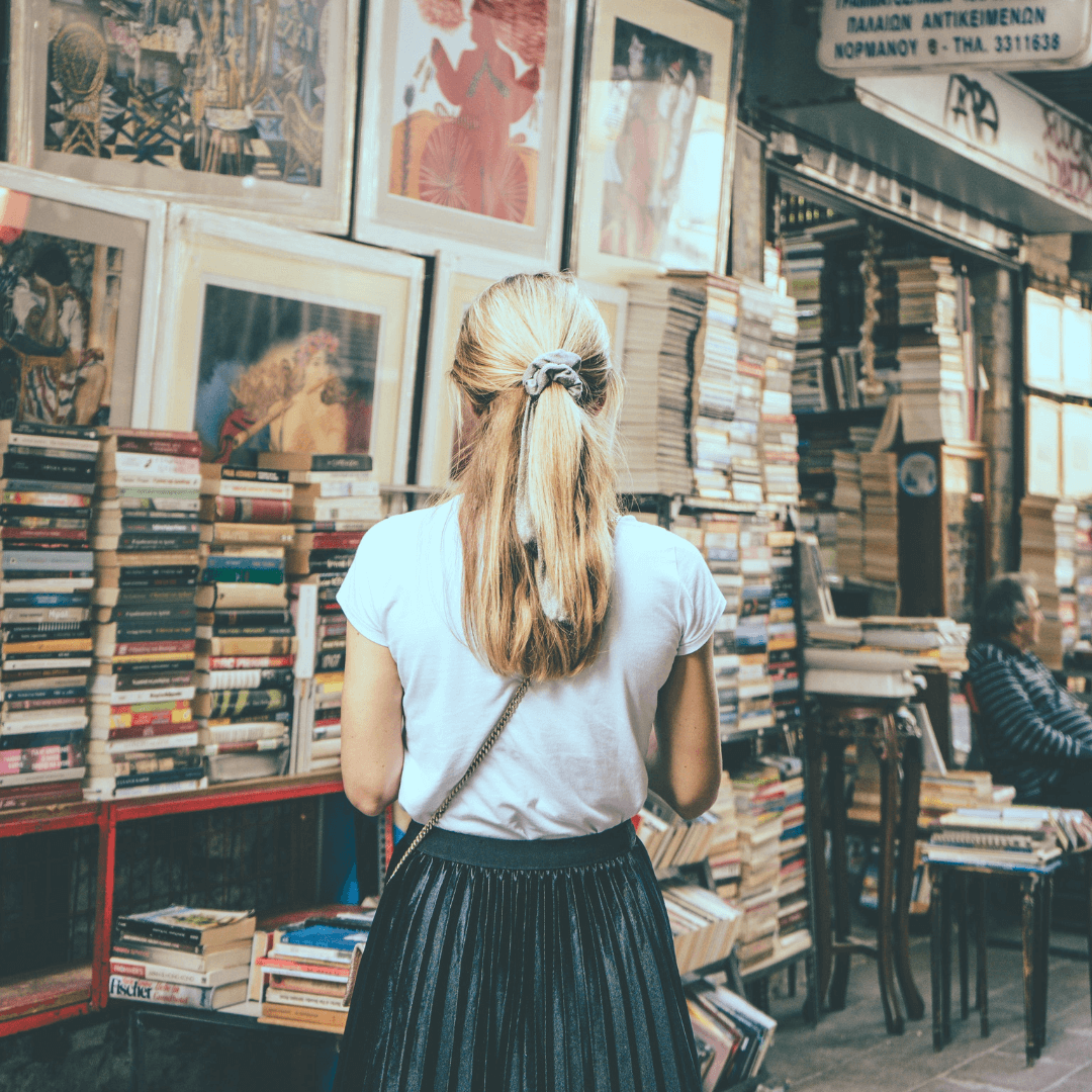 Airbnb Investors Reads Top Books for Rental Success [2024]